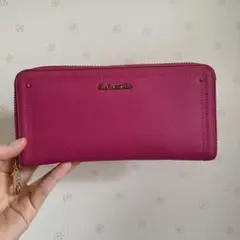 アンドシュエットの長財布