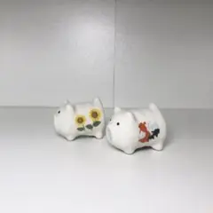 ナチュラルキッチン【新品】オブジェ蚊取りブタ　金魚と向日葵柄　2体セット‼︎