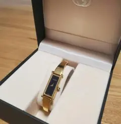 GUCCI バングルウォッチ 1500 稼働品
