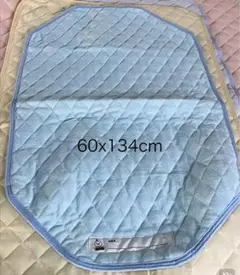 【新品未使用】お昼寝敷きパッド　敷布団　マット　60x134