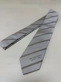 BURBERRY バーバリー　ネクタイ　 ストライプ　シルバー系