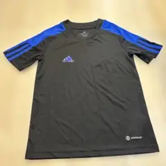 アディダス　Tシャツ　130 サッカー　練習着　ブラック　黒