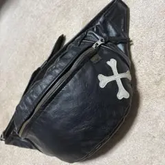 vanson ブラック ボディバッグ backdrop