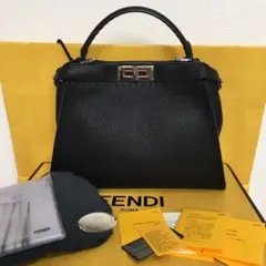 FENDI フェンディ ピーカブー セレリア ブラック レギュラー