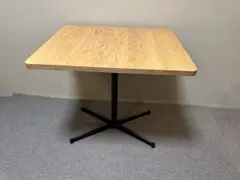 カフェテーブル ヤクモ家具