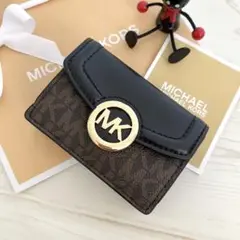 新品 MICHAEL KORS マイケルコース コインケース付き キーケース