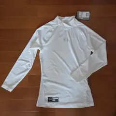 Under Armour ホワイト アンダーシャツ 160㎝