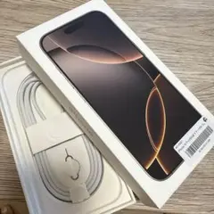 iPhone 16 Pro 充電ケーブル　空箱