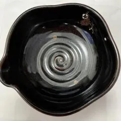黒色 渦巻き模様 ボウル