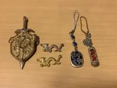 ドラゴンキーホルダー　5種