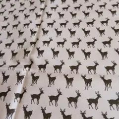鹿プリントのコットン生地　moda　国産コットン　110×50