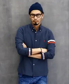 The DUFFER ラインデザイン ロゴリブ袖 カジュアルシャツ　ネイビー M