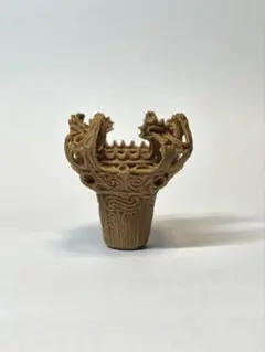縄文土器（火焔型土器）のミニチュア
