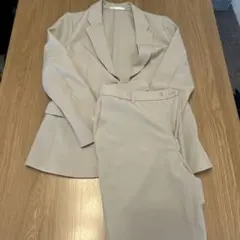 UNIQLO ユニクロ　感動パンツ&ジャケット　ベージュ　セットアップ