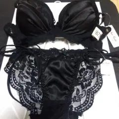 ブラック レースブラジャーショーツセット B75