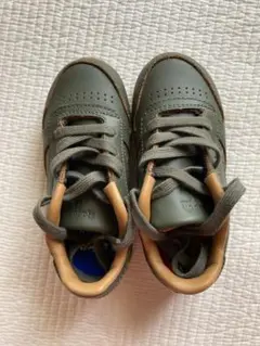 Reebok スニーカー