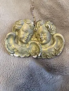 ゴールド天使のレリーフ