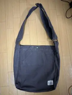 EMMA CLOTHES グレー ショルダーバッグ