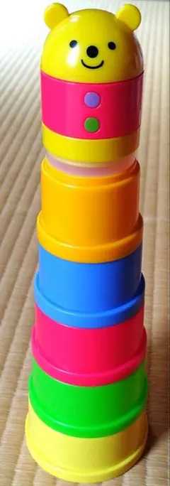 クマ型スタッキングトイ　コップタワー　知育　コップかさね