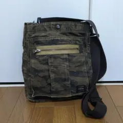 Item thumbnail for item 1ba2cfe6-8fc4-4492-b73c-d895518f28fe