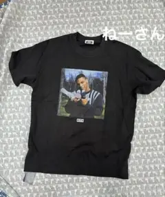 kith 黒のプリントTシャツ