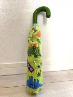 【新品未使用】子供用　恐竜柄⭐︎折り畳み傘 緑色⭐︎ティラノザウルス