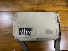 Item thumbnail for item 39efe4d8-3d17-4457-b8d6-11f610912cb6