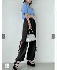 ブラック ワイドパンツ サイドリボン付き