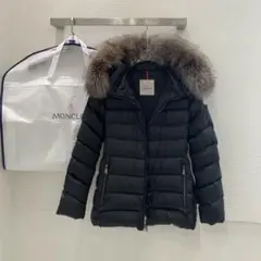 ダウンジャケット