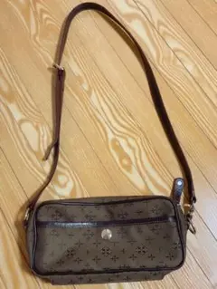 russet ショルダーバッグ