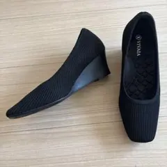 VIVAIA スクエアトゥ ウェッジヒール Margot Wedge Pro