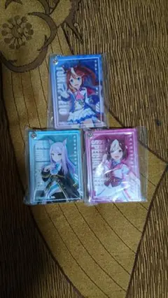 ウマ娘 ミニミラーキーホルダー まとめ売り！ メジロマックイーンなど 3種