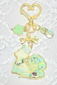 No138和ティスト九尾さんのキツネさんのキーホルダー・ハンドメイド・レジン