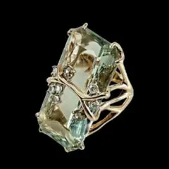 Item thumbnail for item 9b1fd90d-5958-469f-8c0c-7db54c5fb4d1