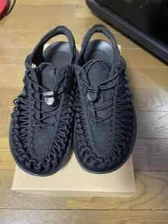 KEEN UNEEK M ブラック/ブラック US 7 25cm