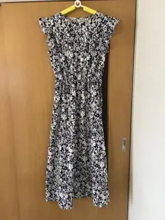 【値下げ】花柄のワンピース　フリーサイズ