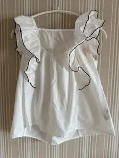 フリルリボン付きホワイトノースリーブブラウス