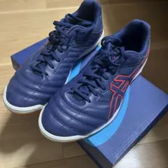 新品ASICS フットサルシューズ ネイビー26.5センチ