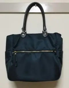 ネイビー ナイロン トートバッグ ジッパーポケット付き