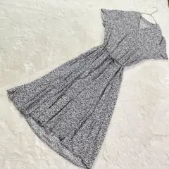 【F】ブルーイースト ♡ 小花柄 ワンピース ブラック系 BLUE EAST