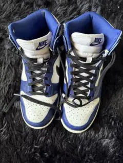 Item thumbnail for item 38c2c4fa-1768-4f4a-8076-4105e4395e5f