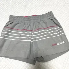 DIADORA ライトグレーグレー ショートパンツ