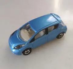 トミカ　日産リーフ　No.120