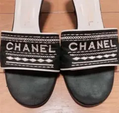 最終値下げ!CHANELミュール 黒ロゴ刺繍
