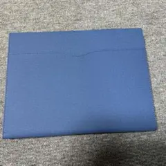 Surface Pro8専用 青い合成皮革フリップケース