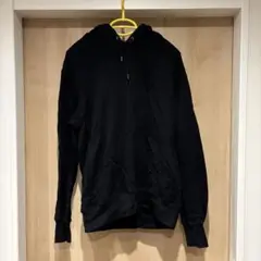 [即購入可]UNIQLO 黒 パーカー M