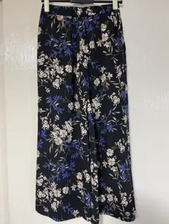 theory 花柄ブラック　ワイドパンツ サイズP