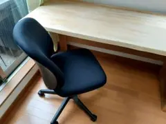 デスク(木製・無垢)＋椅子