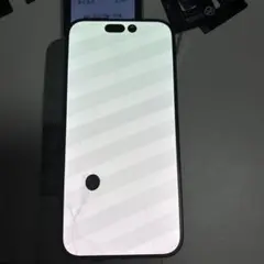 訳ありのiPhone 15 の純正フロントパネル