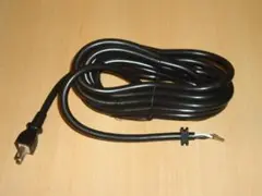 コンセントから100Vが取れる　差し込み付きコード ５メートル 未電通品